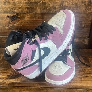 Jordan Women's Pink and White Sneakers